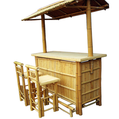 キャビネットおよびドアが付いている党浜のTiki屋内屋外棒