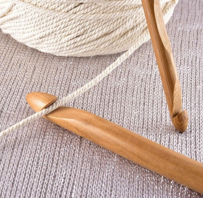 8部分は1mmから2.75mmの木のタケかぎ針編みホック手作りされた編む針を置いた